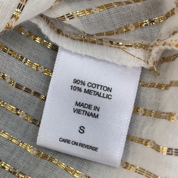 NY&Co off white/metallic gold pinstripe ruffle top - Picture 7 of 7